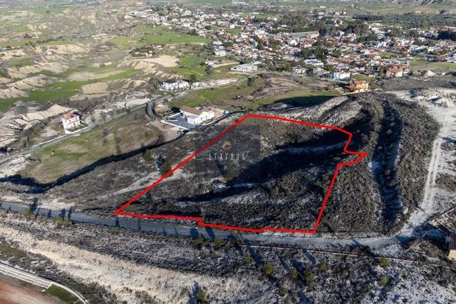 Land for sale in Arediou, Cyprus