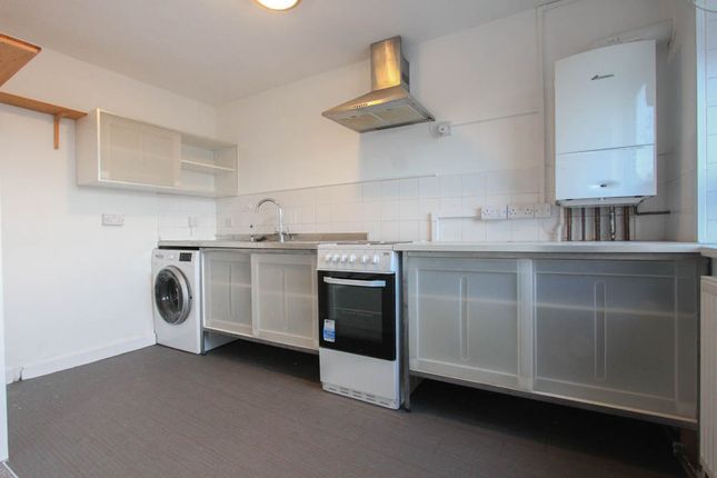 Tyson Place, Brighton photo 4