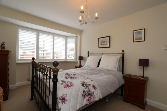 Semi-detached house for sale in Rochford Avenue, Shenfield, Brentwood