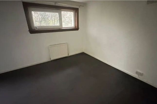 4E, MacEwan Place, Kilmarnock photo 3