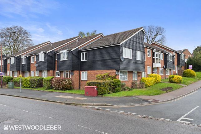 Thumbnail Flat for sale in Thele Avenue, Stanstead Abbotts, Ware