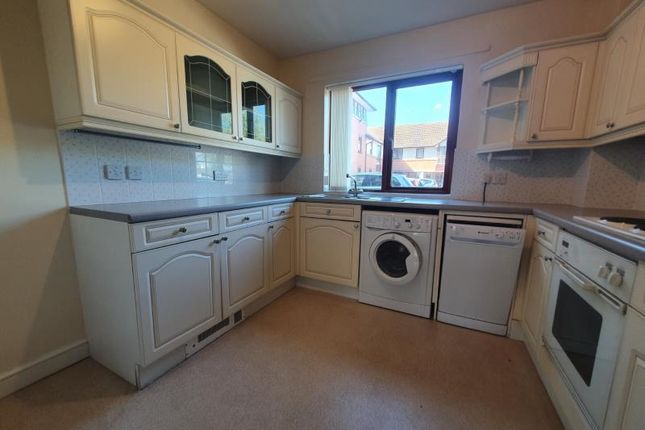 17, Peerage Court, Minehead photo 4