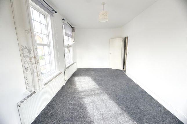 Sedlescombe Road North, St. Leonards-On-Sea photo 4