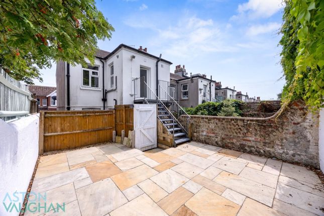 47, Tillstone Street, Brighton photo 2