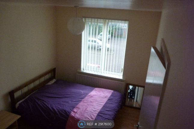 Sadler Court, Manchester photo 2