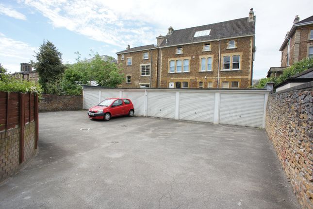 3 Bed Flat To Rent In Pembroke Road Clifton Bristol Bs8 Zoopla