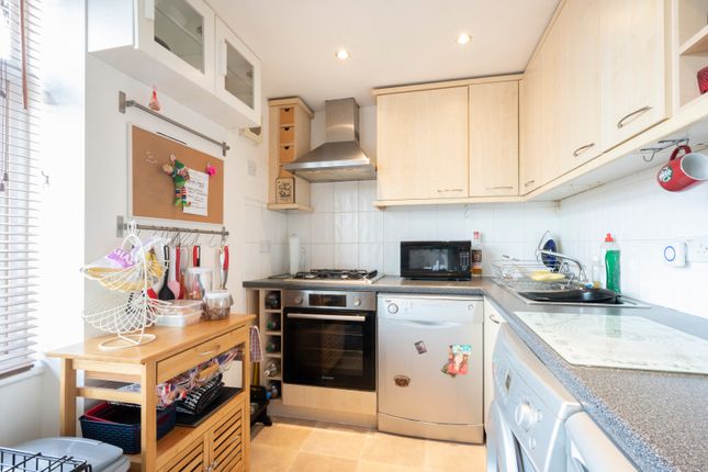 Flat for sale in Ewell Road, Surbiton