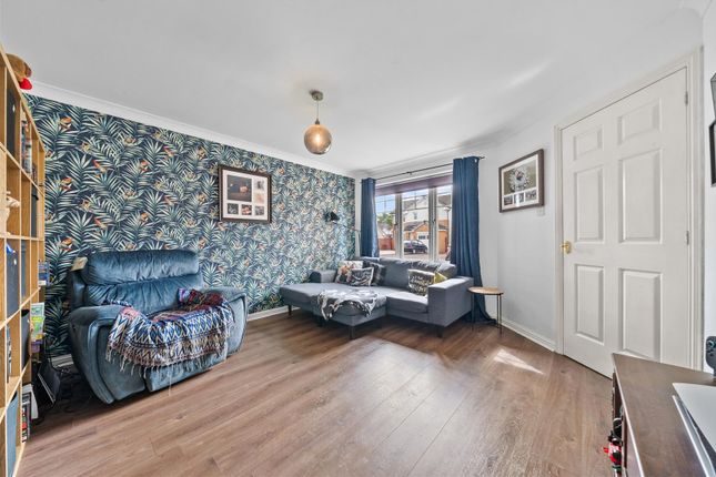 30, Grainger Way, Motherwell photo 4