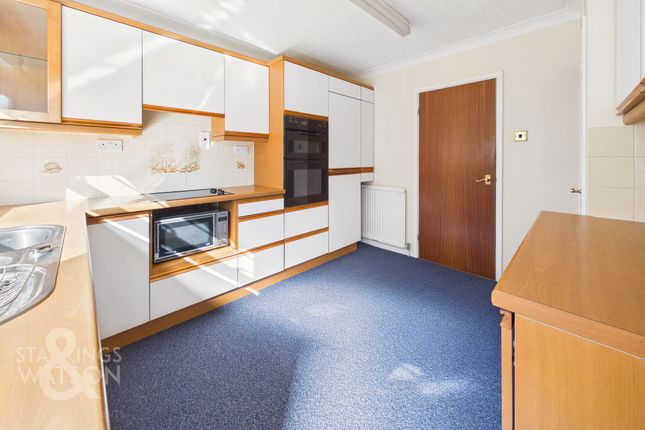 32 New Close, Norwich photo 4