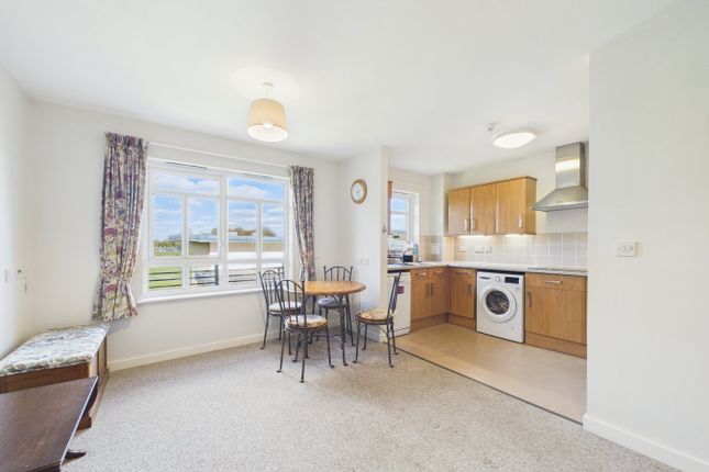 Archers Court, Elmside Walk, Hitchin photo 4
