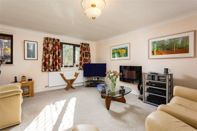 80, Middlecroft Drive, York photo 2