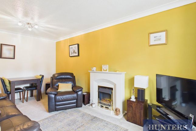 28, Greenways Close, Bridlington photo 4