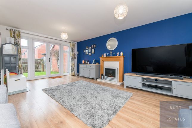 45 Sentrys Orchard, Exeter photo 2