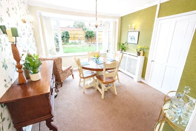 78, Wellington Drive, Staffordshire photo 3