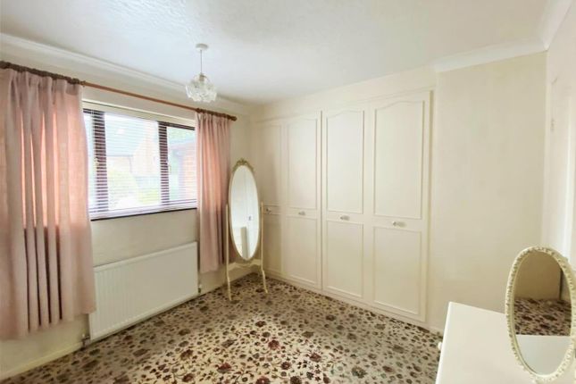 4, Milner Gate Court, Doncaster photo 4
