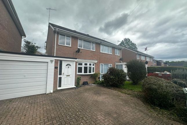 Semi-detached house to rent in Gannet Close, Southampton