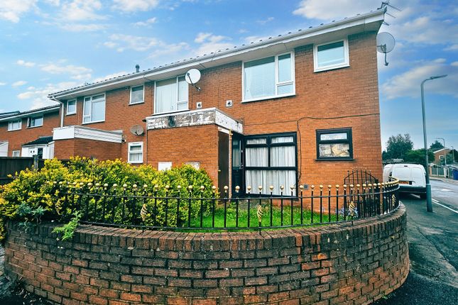 Flat for sale in Rokesmith Avenue, Liverpool
