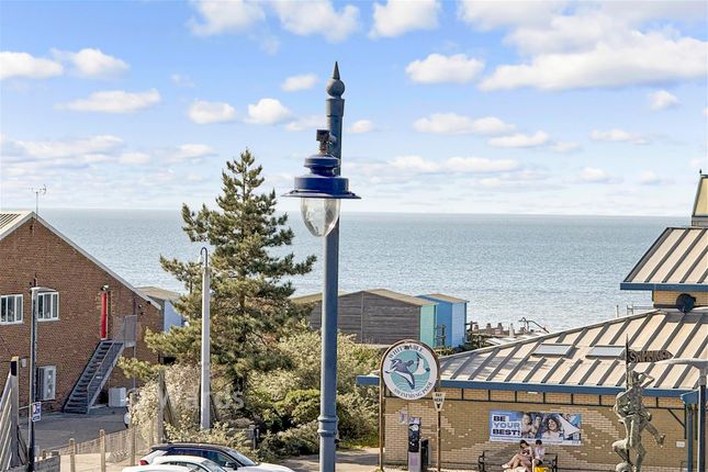 1-bed flat on 1C, Tower Parade, Whitstable, £250,000