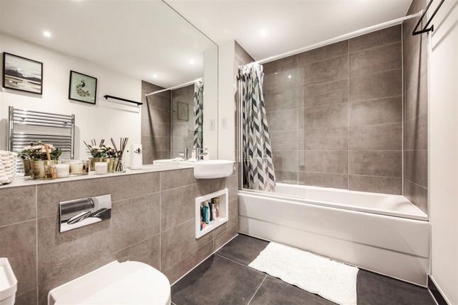 8, Canaletto Court, Neasden Lane, London photo 4