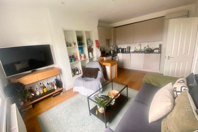 36c Montpelier Grove, London photo 2