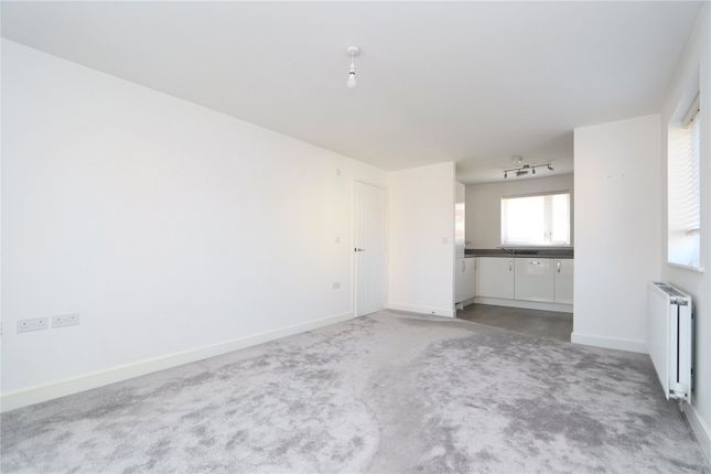 Flat 3, 1, Whitecastle Way, Milton Keynes photo 4