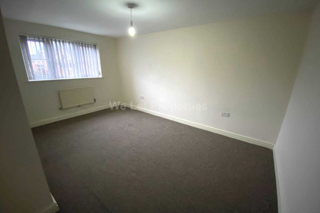 Olanyian Drive, Manchester photo 5