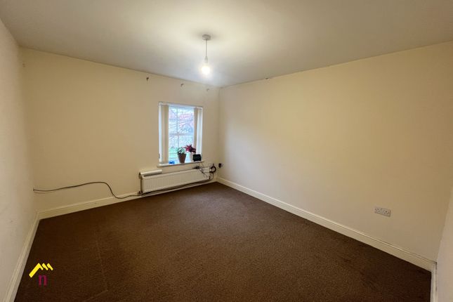 27, Rainbow Close, Thorne photo 3