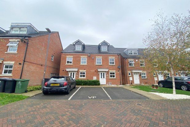 Thumbnail Property to rent in Atkins Close, Westerham