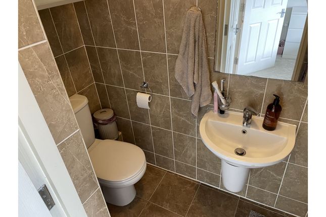 Town house for sale in Darent Road, St. Helens