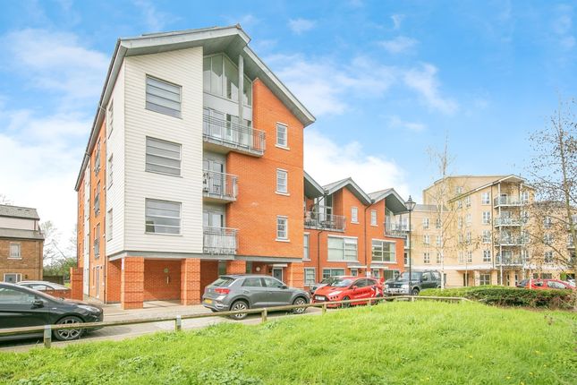 Thumbnail Flat for sale in Rotary Way, Colchester