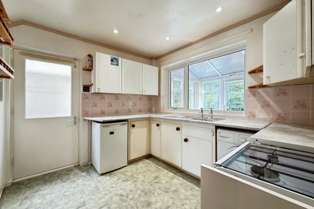86, Lowry Hill Road, Carlisle photo 2