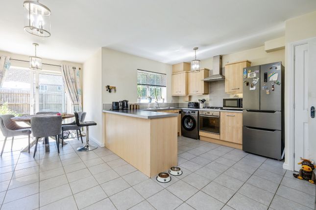 1, Tiberius Walk, Caistor, Market Rasen photo 4