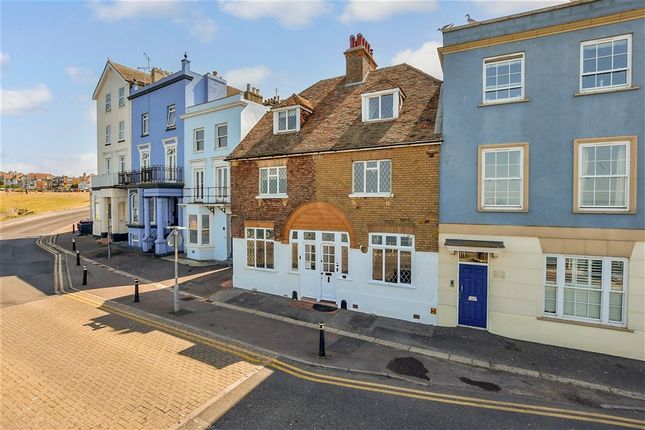 Central Parade, Herne Bay photo 2