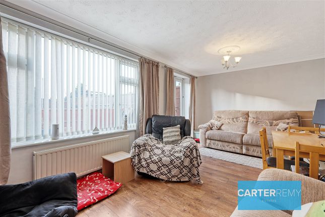 End terrace house for sale in Fleethall Grove, Grays
