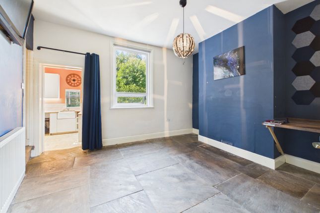 135, Kings Road, Greater Manchester photo 4