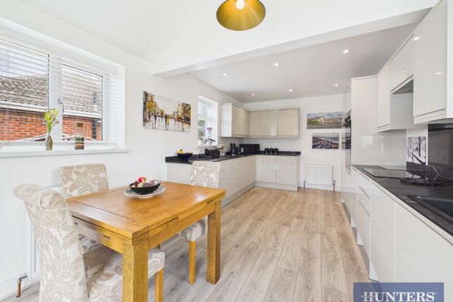 13, Chevin Drive, Filey photo 4