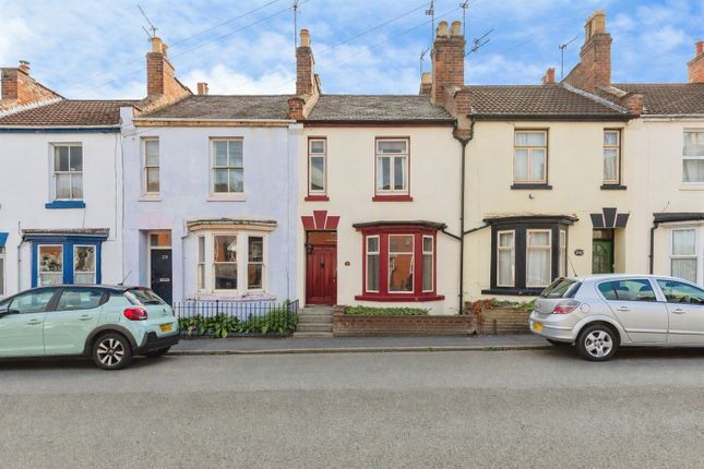 3-bed terraced on Ranelagh Terrace, Leamington Spa, £200,000