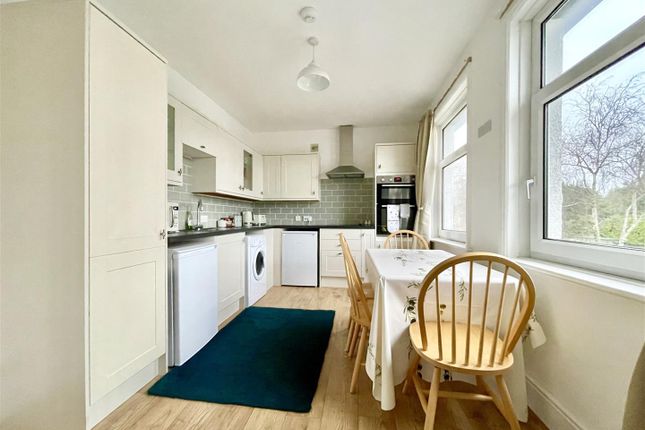 Flat for sale in Collington Avenue, Bexhill-On-Sea