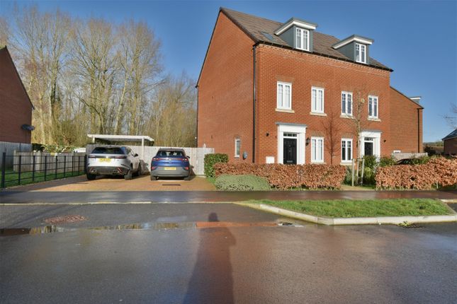 Thumbnail Semi-detached house for sale in Hutton Close, Newbury
