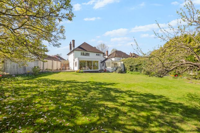17 The Byway, Sutton, Surrey photo 3