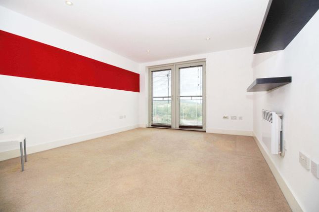 43 Hartland House, Ferry Court, Cardiff photo 2
