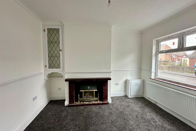12, Clive Road, Manchester photo 2