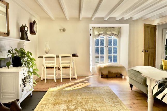 Sitting Room.Jpeg