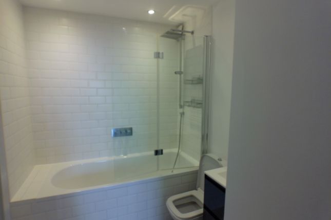 6, ARUNDEL COURT, LADBROOKE GROVE photo 4