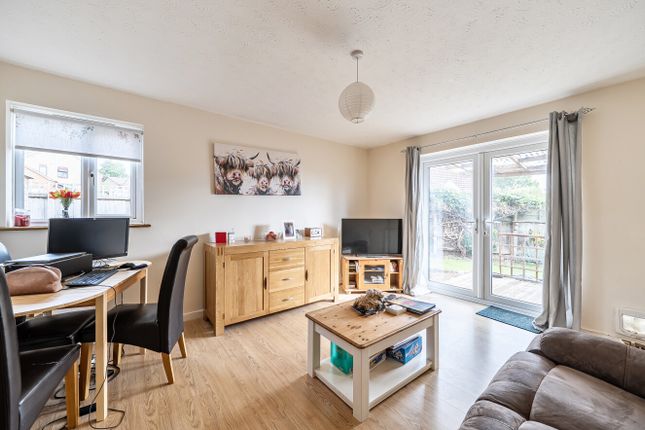 24, Derwent Way, Somerset photo 2