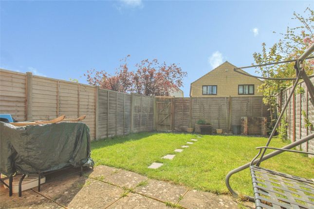 7, Hornbeam Road, Wiltshire photo 2
