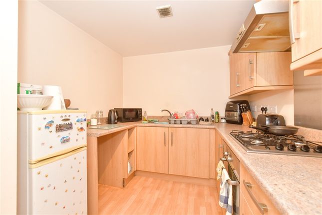 Craigbank Court, Fareham photo 4