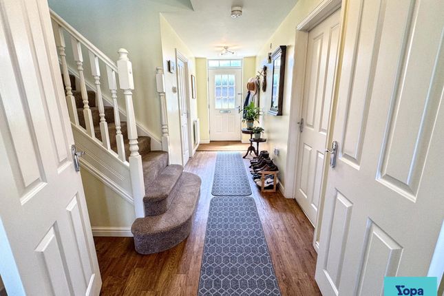 83, Hyde Lane, Taunton photo 4