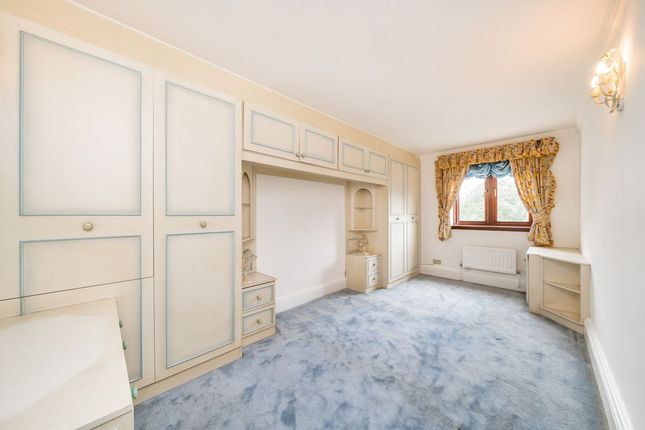 12 Chasewood Park, Sudbury Hill, Sudbury photo 4