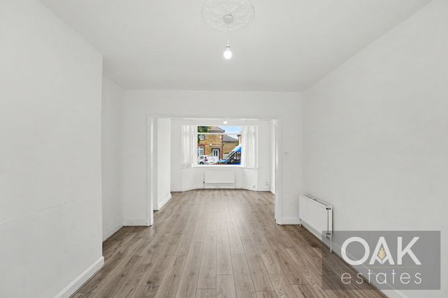 49 Woolmer Road, London photo 3